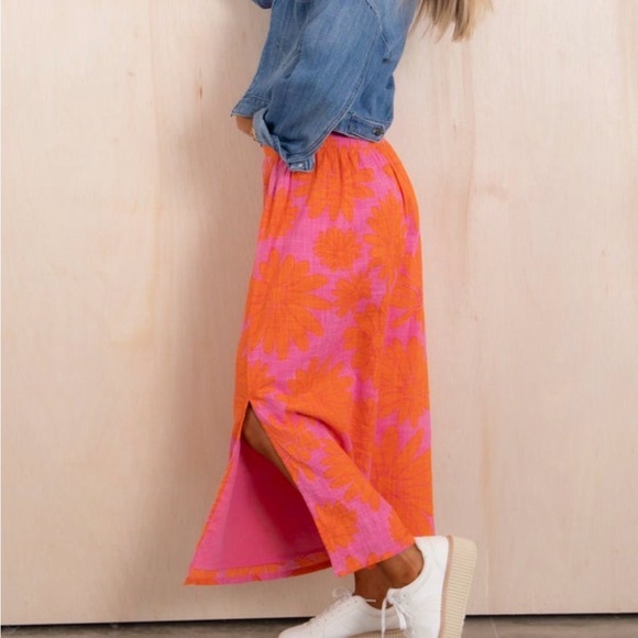 Ivy Jane Pink and Orange Floral Maxi Skirt - Picture 14 of 15